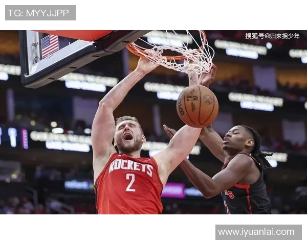 2019年快船与猛龙赛后温情拥抱展现体育精神与友谊的美好瞬间 2019年快船与猛龙赛后温情拥抱展现体育精神与友谊的美好瞬间