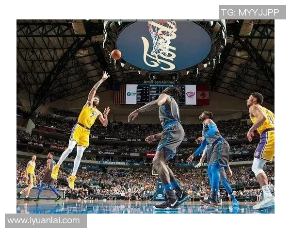 2005年达拉斯小牛对阵湖人精彩回顾与赛季分析