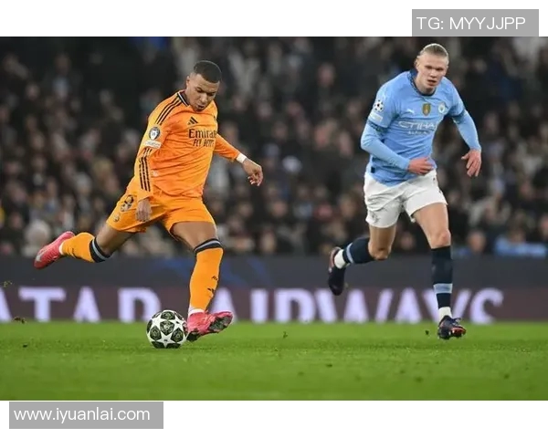 哈兰德与姆巴佩欧冠巅峰对决引发全球足球热潮与热议