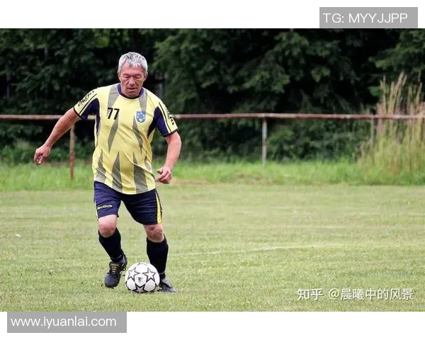 安特卫普与摩斯高的精彩对决揭示足球战术与团队合作的魅力