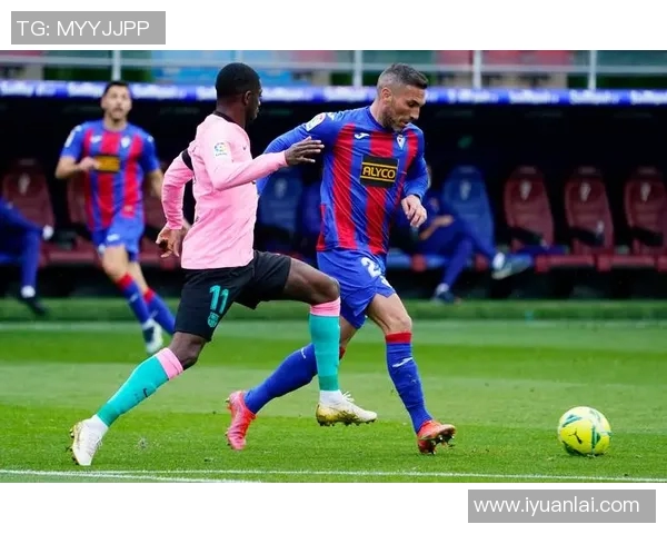 巴萨与埃瓦尔的音乐之战：激情旋律与足球的完美交融