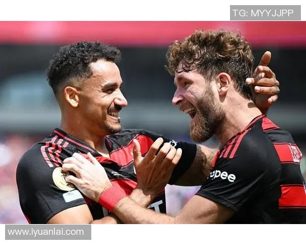 达尼洛:从足球场上的闪耀明星到生活中的坚韧奋斗者 达尼洛:从足球场上的闪耀明星到生活中的坚韧奋斗者